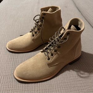 Nisolo Everyday Lace-Up Boot  tan color